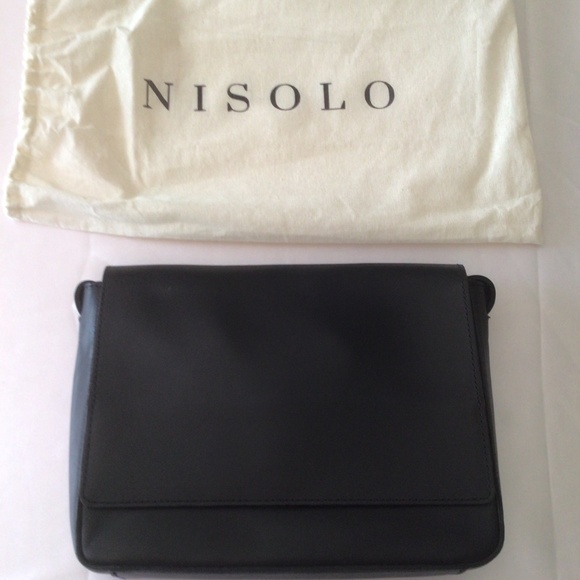 Nisolo Clara Crossbody Bag Black Leather Minimalist Purse Women's, New - Picture 2 of 11
